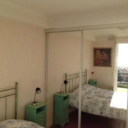 Apartment Altitude 52 *